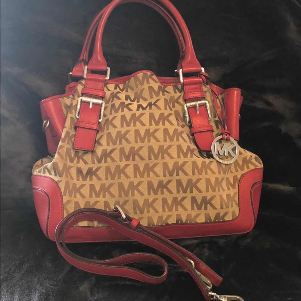 Michael kors satchel